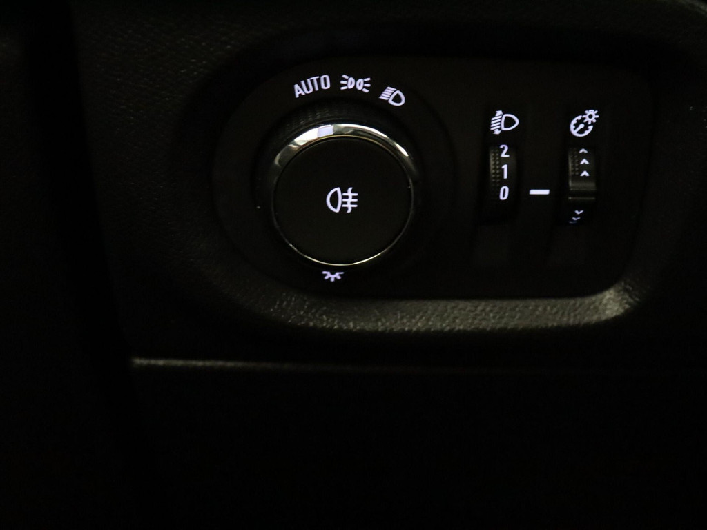 47065949-19.jpg