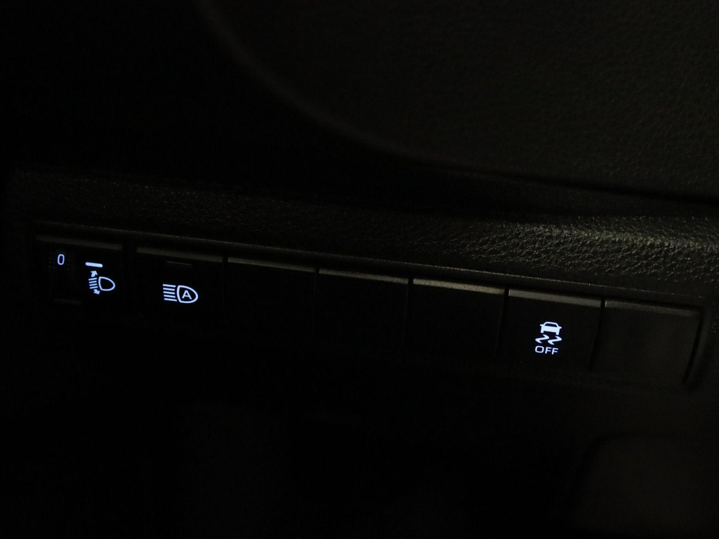 47942917-15.jpg