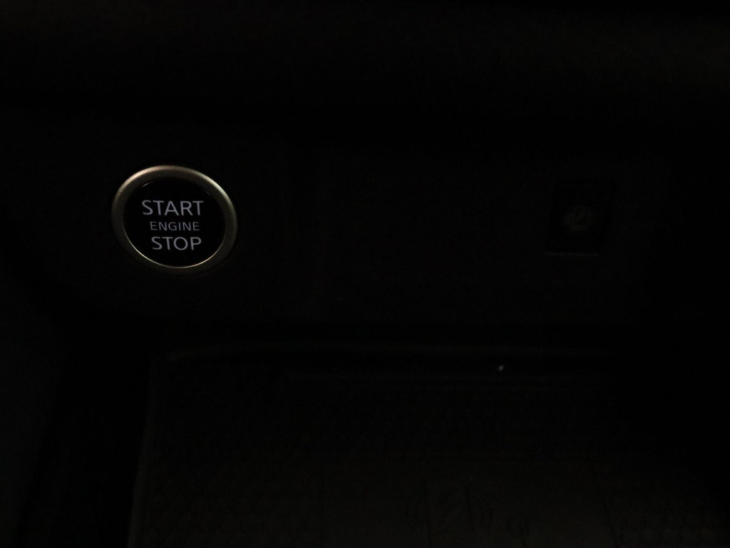 52553281-37.jpg